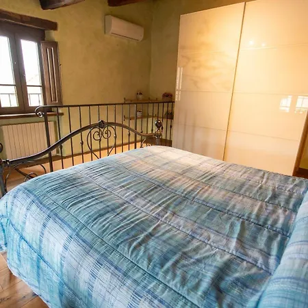 Podere Casenove Farm stay