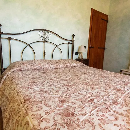 Podere Casenove Farm stay *