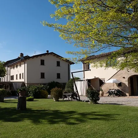 Podere Casenove Farm stay *