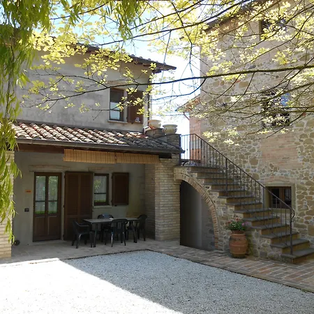 Podere Casenove Gospodarstwo agroturystyczne *