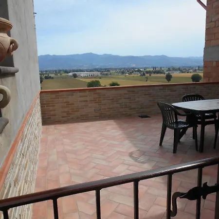 Podere Casenove Farm stay *