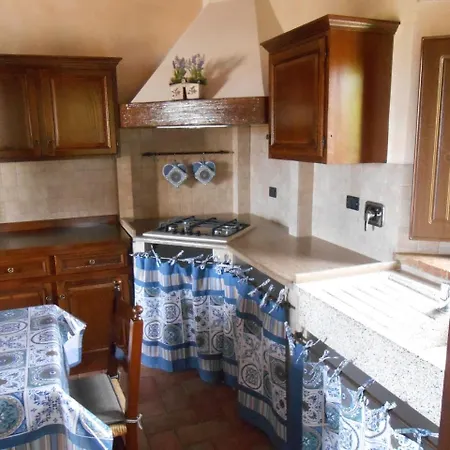 مزرعة للإقامة Podere Casenove