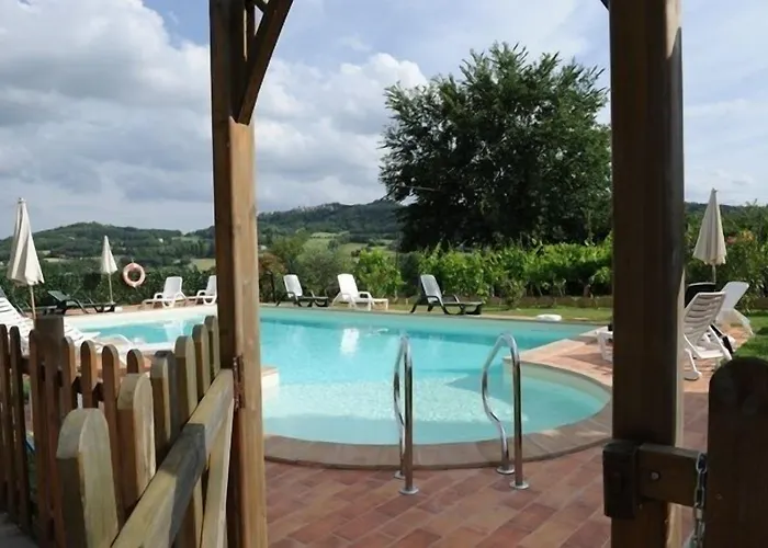 Podere Casenove Feriegård Citerna