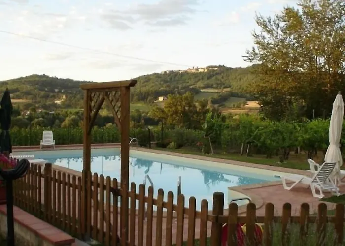 Podere Casenove Feriegård *