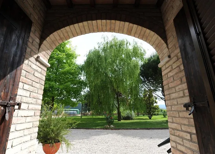 Podere Casenove Feriegård *